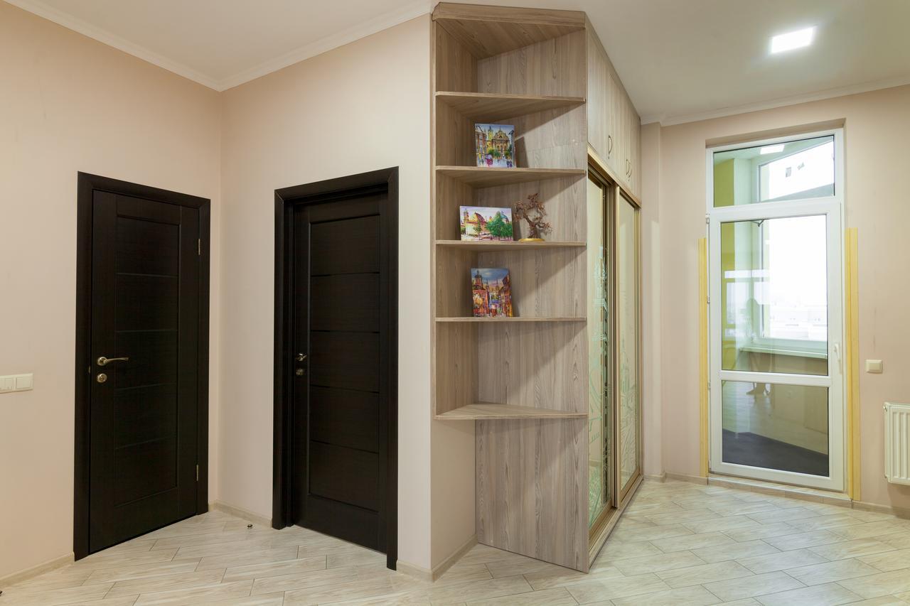 Lux Apart Lviv Apartments Exterior photo