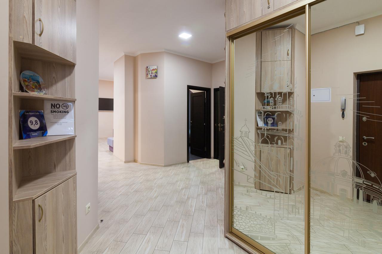 Lux Apart Lviv Apartments Exterior photo